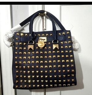VERY RARE HTF Michael kors navy studded PYRAMID satchel